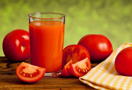 Pomidor şirəsi hansı xəstəliklərdə qadağandır?