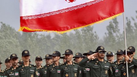 İran ABŞ gəmilərini təhdid etdi