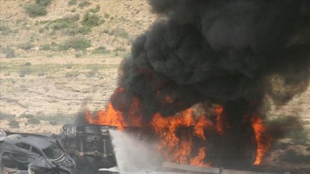 Neft tankeri partladı: 57 ölü