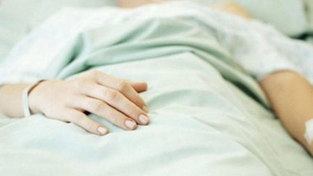 Azərbaycanda 23 yaşlı qadın doğuş zamanı öldü