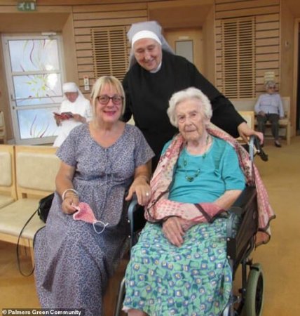 107 yaşlı qadın uzun ömürlülüyünün sirrini açdı - FOTO