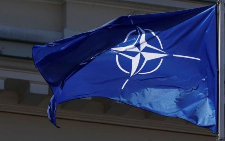 NATO-dan Rusiyaya daha bir ÇAĞIRIŞ