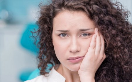 Bir dəqiqədə diş ağrısından qurtulmağın 7 yolu