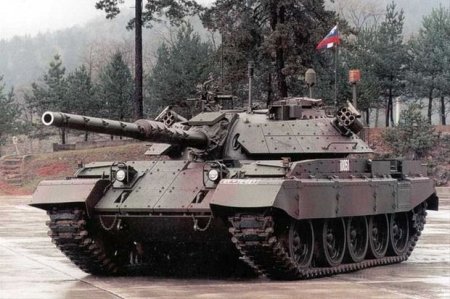 Sloveniya Müdafiə Nazirliyi: “Ukraynaya 28 ədəd M-55S tankı təhvil vermişik”