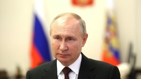 Putin Medvedyevi özünə birinci müavin təyin etdi