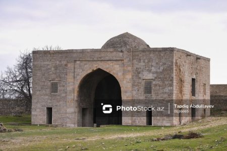 Nardaranda yerləşən Şirvanşahların yay iqamətgahından FOTOREPORTAJ