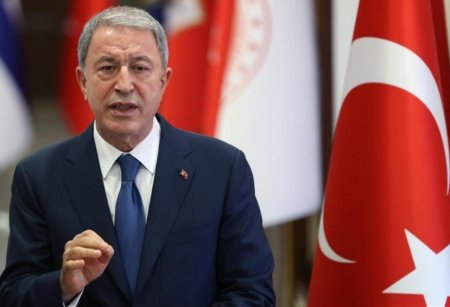 Hulusi Akar: Türkiyə NATO-nun genişlənməsini dəstəkləyir