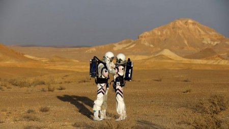 NASA açıqladı: Marsa ilk olaraq qadın gedəcək