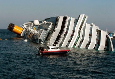 SON DƏQİQƏ: Dünya ikinci "Titanik" qəzası ilə SİLKƏLƏNDİ - YÜZLƏRLƏ ÖLÜ
