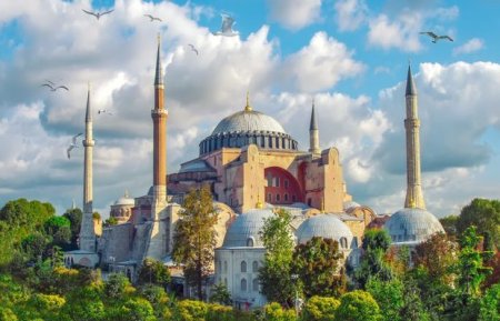 Türkiyədə Ramazan ayına görə qadağalar tətbiq olundu