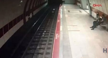 İstanbul metrosunda DƏHŞƏT: Qadın özünü QATARIN ALTINA ATDI – VİDEO