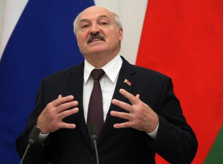 Rusiyanı dəstəkləməyə davam edəcəyik - Lukaşenko