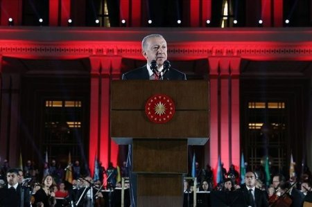 Ərdoğan: “Yunanıstan Türkiyə təyyarələrinə raket atmaqla NATO-ya meydan oxuyur”