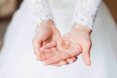 Hələ 18 yaşları olmayıb, artıq boşanıblar – Azərbaycanda qorxunc STATİSTİKA