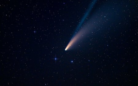 SON DƏQİQƏ: Yerə doğru uçan komet gəlir