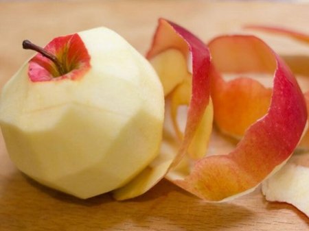 Meyvələrin qabıqlı yeyilməsi niyə daha faydalıdır?