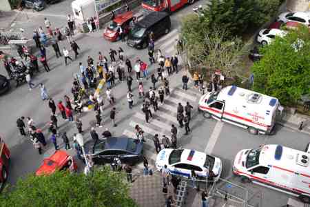 İstanbulda DƏHŞƏT YAŞANIR: 29 nəfər yanaraq öldü - FOTO
