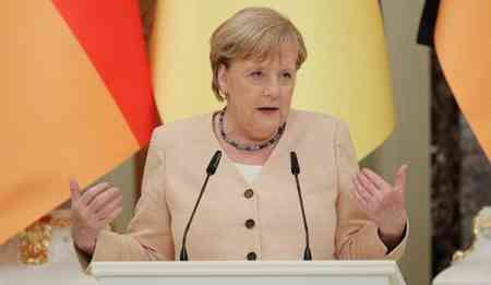 İsrail özünü bu təhdiddən qorumalıdır! - Merkel