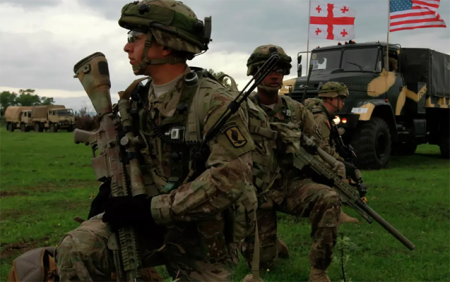 Gürcüstanda təlim: 2 amerikalı hərbçi yaralandı